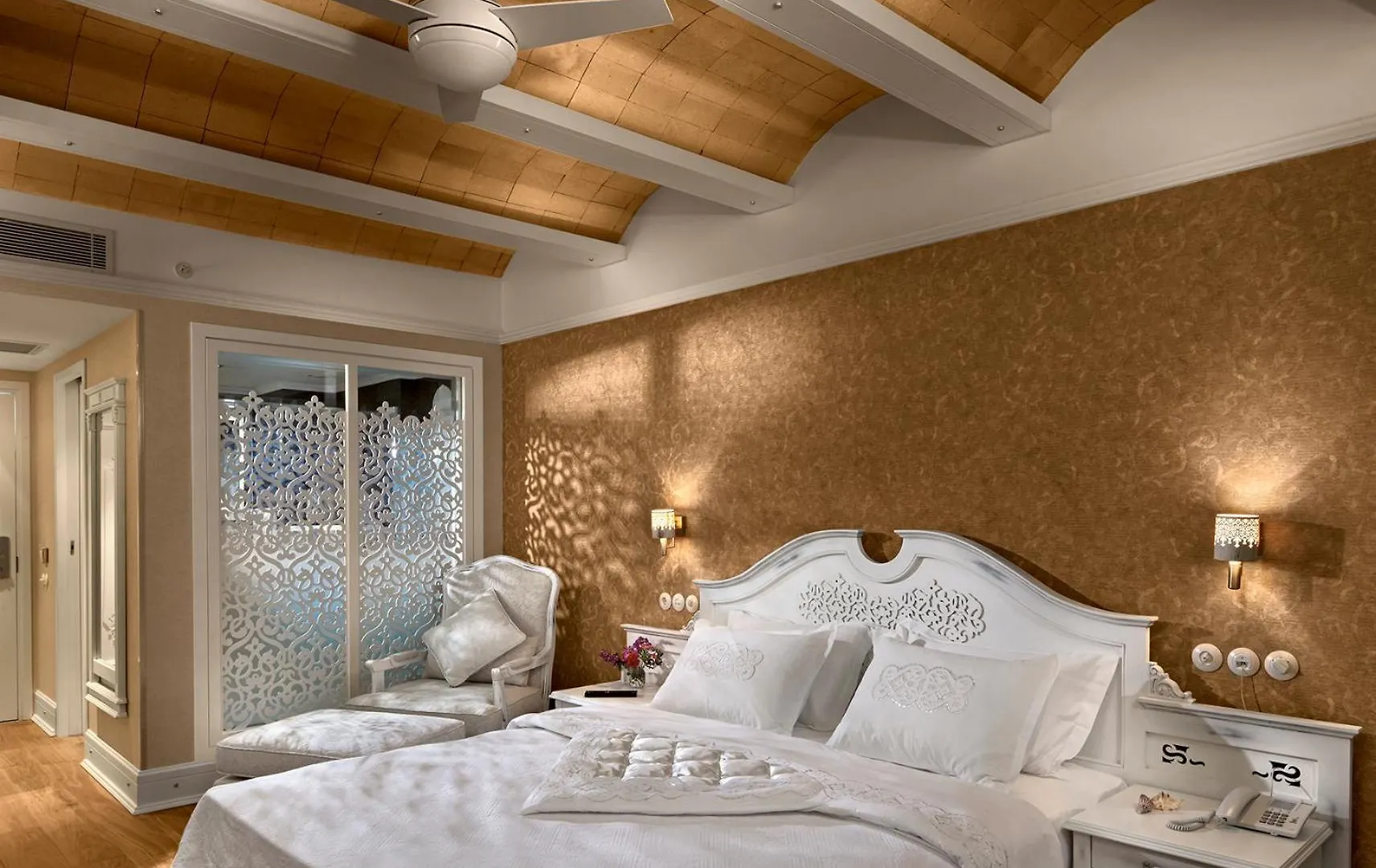 אלאקאטי Antmare Hotel